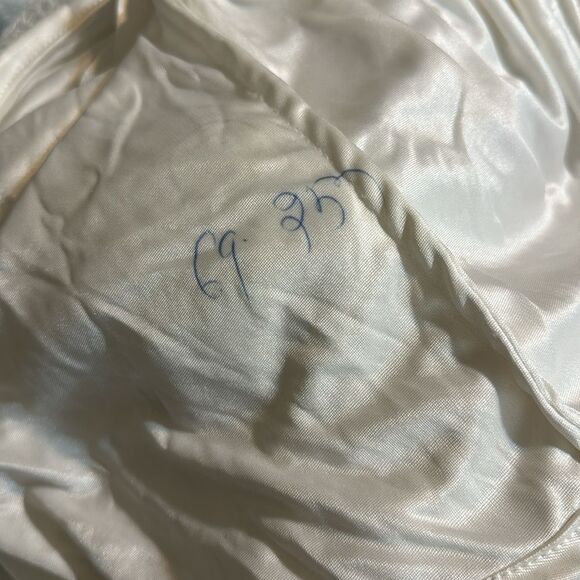 Mac Duggal SEQUINED SLEEVELESS V NECK COLUMN GOWN size 8 in white - Picture 15 of 16